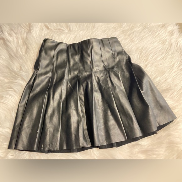 Dynamite faux leather mini skirt - Picture 2 of 5